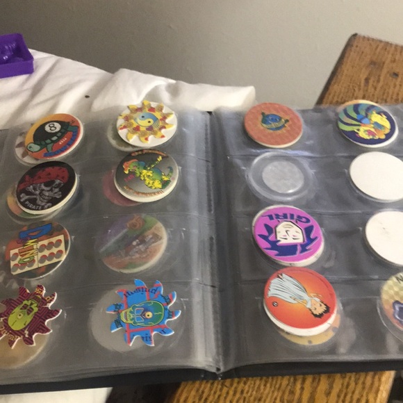 Auth 90s cap/pogs and slammer - Picture 4 of 6